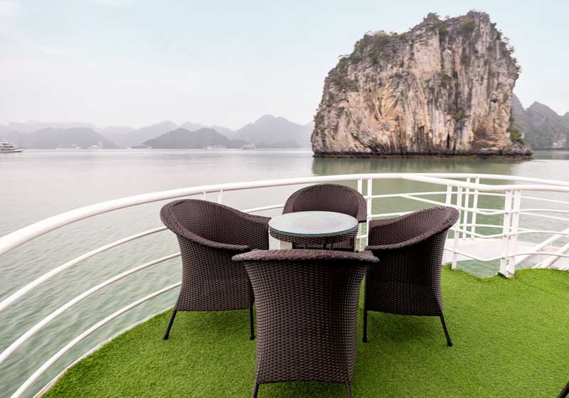 Lan Ha Bay 1 day tour from Ha Noi